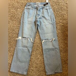 Abercrombie & Fitch - Curve Love Low Rise Baggy Jean